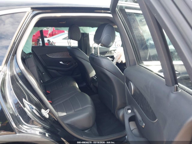 2018 Mercedes-benz Glc 300 მანქანა იყიდება აუქციონზე, vin: WDC0G4JB0JV101833, აუქციონის ნომერი: 44638279
