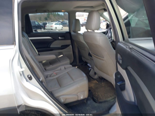 5TDJZRFH7KS564370 Toyota Highlander Xle