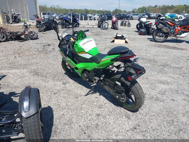 2025 KAWASAKI EX500 ML5EXGH11SDA56173 Photo 2