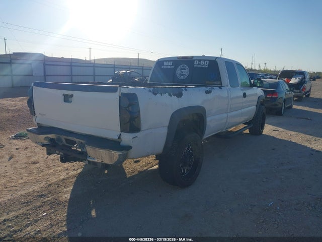 Продаж на аукціоні авто 2001 Chevrolet Silverado 2500hd, vin: 1GCHC29U51E125558, номер лоту: 44638336