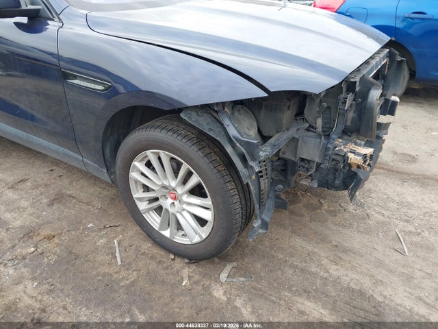 Jaguar F-pace 35t Prestige 2017 SADCK2BV2HA497154 Image 22