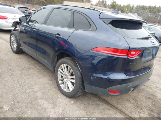 Jaguar F-pace 35t Prestige 2017 SADCK2BV2HA497154 Image 3