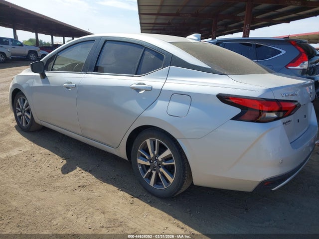 Продажа на аукционе авто 2020 Nissan Versa Sv Xtronic Cvt, vin: 3N1CN8EV4LL821663, номер лота: 44638352