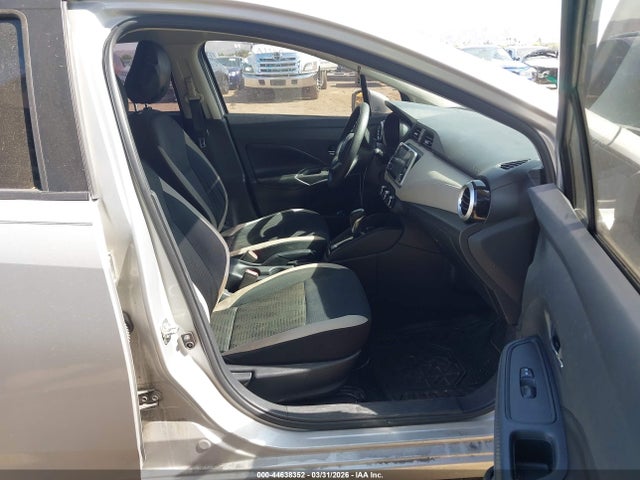 Продажа на аукционе авто 2020 Nissan Versa Sv Xtronic Cvt, vin: 3N1CN8EV4LL821663, номер лота: 44638352