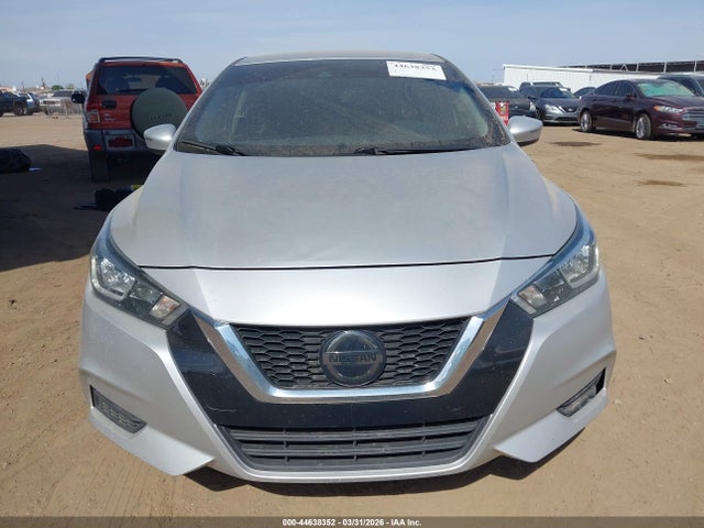 Продажа на аукционе авто 2020 Nissan Versa Sv Xtronic Cvt, vin: 3N1CN8EV4LL821663, номер лота: 44638352