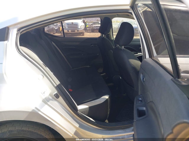 Продажа на аукционе авто 2020 Nissan Versa Sv Xtronic Cvt, vin: 3N1CN8EV4LL821663, номер лота: 44638352