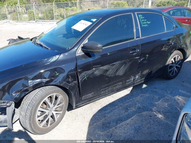 Продаж на аукціоні авто 2016 Volkswagen Jetta 1.4t Se, vin: 3VWD67AJ6GM418034, номер лоту: 44638382