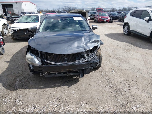 44638383 :رقم المزاد ، 4T1BK1EB4HU259948 vin ، 2017 Toyota Avalon Limited مزاد بيع