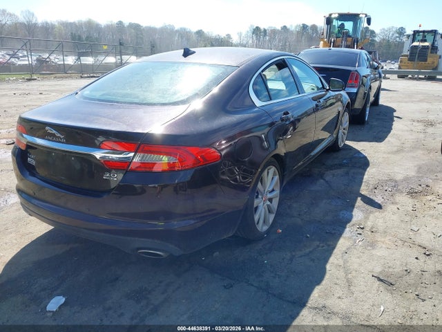 2014 JAGUAR XF SAJWJ0EFXE8U12280 Photo 3