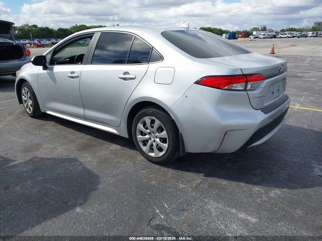 Продажа на аукционе авто 2021 Toyota Corolla Le, vin: JTDEPMAE5MJ164671, номер лота: 44638409