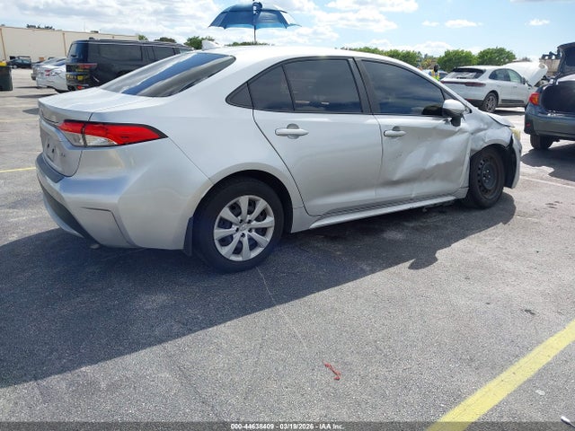 Продажа на аукционе авто 2021 Toyota Corolla Le, vin: JTDEPMAE5MJ164671, номер лота: 44638409