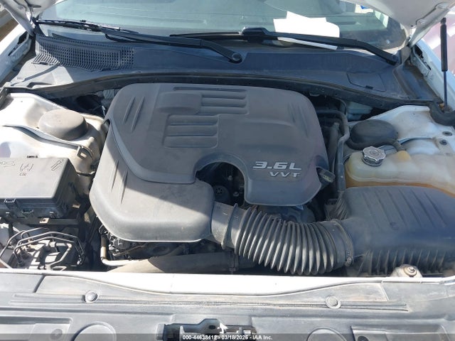 2C3CCAAGXFH743005 Chrysler 300 Limited