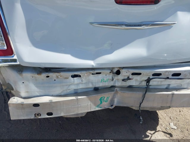 2C3CCAAGXFH743005 Chrysler 300 Limited