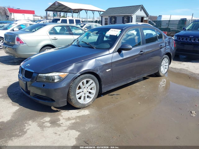 2007 Bmw 328xi მანქანა იყიდება აუქციონზე, vin: WBAVC735X7KP36520, აუქციონის ნომერი: 44638416