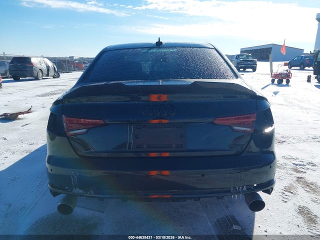44638421 :رقم المزاد ، WAUENAF41JN017317 vin ، 2018 Audi A4 2.0t Premium مزاد بيع