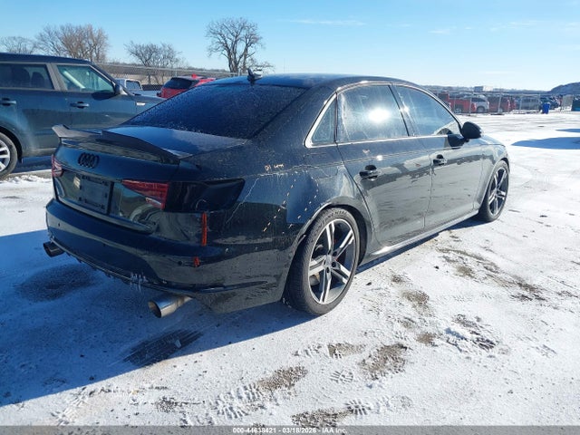 44638421 :رقم المزاد ، WAUENAF41JN017317 vin ، 2018 Audi A4 2.0t Premium مزاد بيع