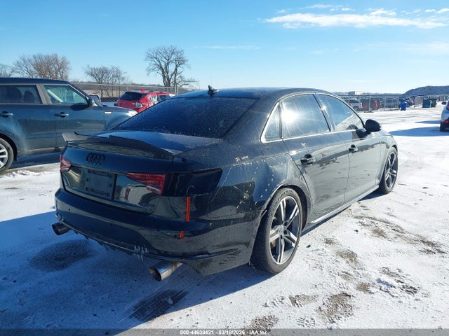 44638421 :رقم المزاد ، WAUENAF41JN017317 vin ، 2018 Audi A4 2.0t Premium مزاد بيع