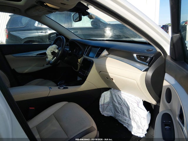 44638443 :رقم المزاد ، 3PCAJ5M30KF108528 vin ، 2019 Infiniti Qx50 Essential/luxe/pure مزاد بيع