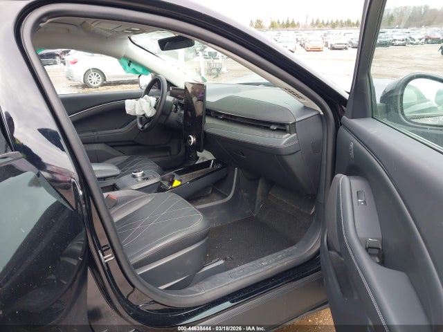 3FMTK1R45RMA16476 Ford Mustang Mach-e Select