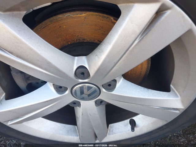 1VWAS7A30EC049007 Volkswagen Passat 1.8t Wolfsburg Edition