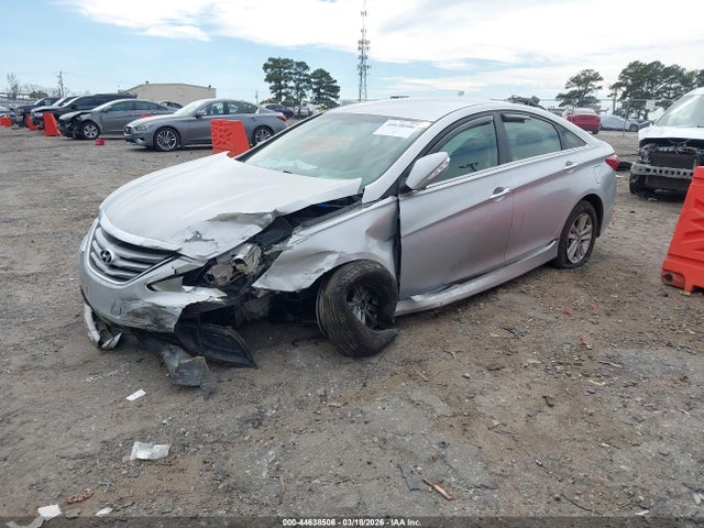 2014 Hyundai Sonata Gls მანქანა იყიდება აუქციონზე, vin: 5NPEB4AC1EH861388, აუქციონის ნომერი: 44638506
