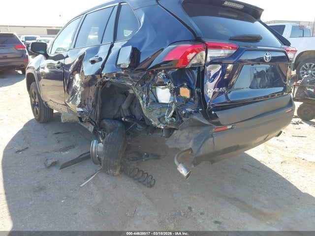 2024 Toyota Rav4 Xle მანქანა იყიდება აუქციონზე, vin: 2T3W1RFV2RW332464, აუქციონის ნომერი: 44638517