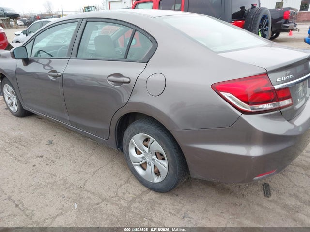44638525 :رقم المزاد ، 19XFB2E56FE018524 vin ، 2015 Honda Civic Lx مزاد بيع