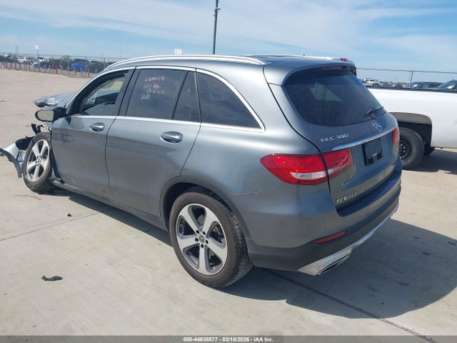 2019 Mercedes-benz Glc 300 მანქანა იყიდება აუქციონზე, vin: WDC0G4JB2KV127979, აუქციონის ნომერი: 44638577