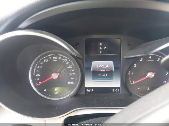 2019 Mercedes-benz Glc 300 მანქანა იყიდება აუქციონზე, vin: WDC0G4JB2KV127979, აუქციონის ნომერი: 44638577