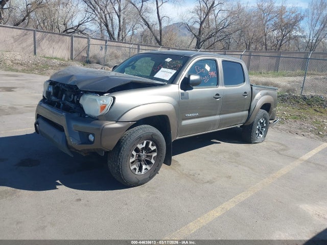 Toyota Tacoma Base V6 2014 3TMLU4EN3EM148385 Image 2