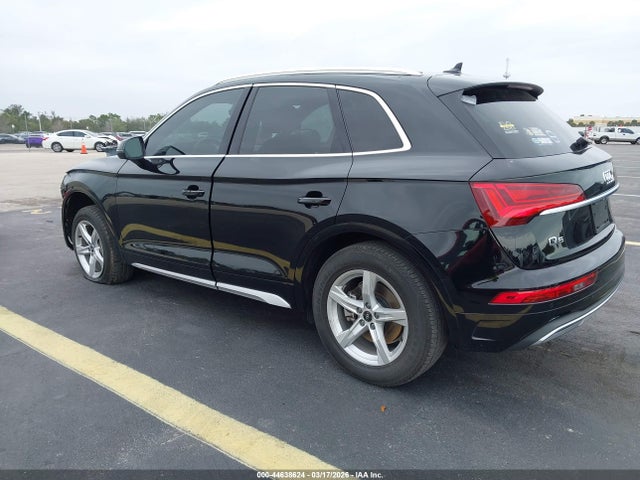 2021 AUDI Q5 WA1AAAFY9M2061243 Photo 2