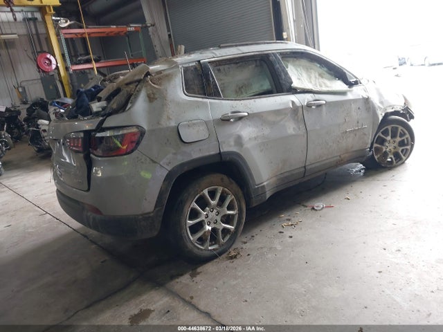 Продаж на аукціоні авто 2022 Jeep Compass Latitude Lux 4x4, vin: 3C4NJDFB6NT101329, номер лоту: 44638672
