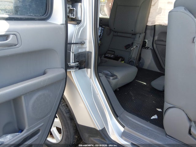 44638674 :رقم المزاد ، 5J6YH2H77BL005622 vin ، 2011 Honda Element Ex مزاد بيع