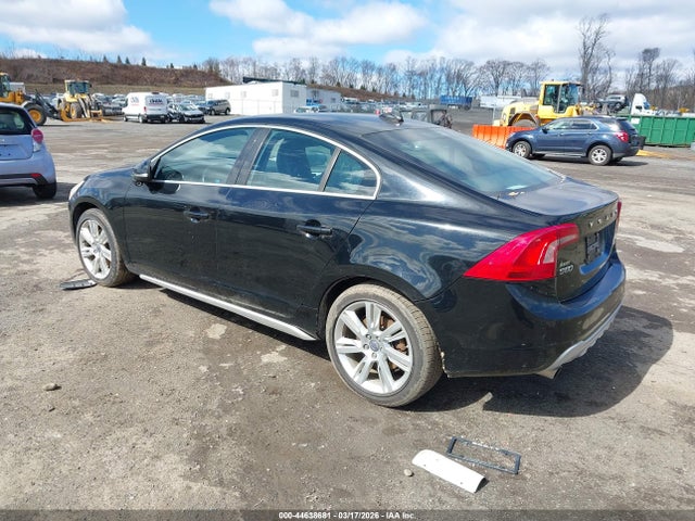2011 VOLVO S60 YV1902FH2B2017447 Photo 2