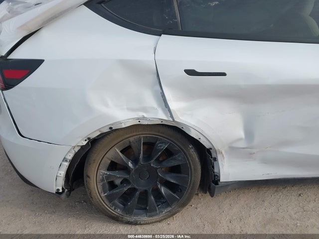 44638698 :رقم المزاد ، 5YJYGDEE0MF244216 vin ، 2021 Tesla Model Y Long Range Dual Motor All-wheel Drive مزاد بيع