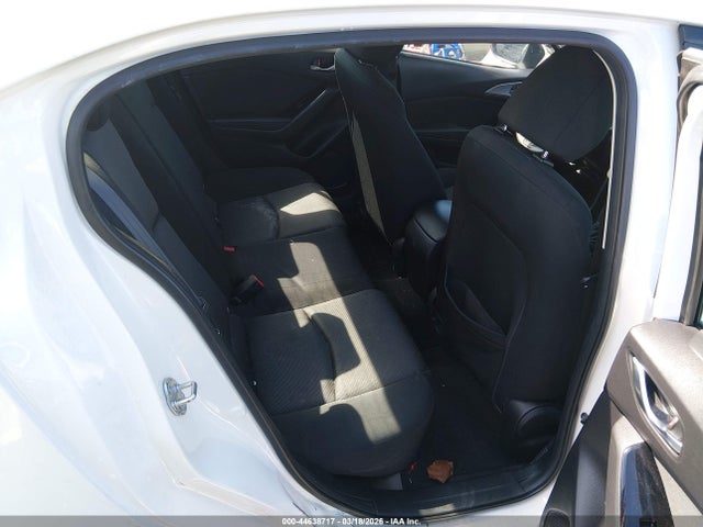 2017 Mazda Mazda3 Sport მანქანა იყიდება აუქციონზე, vin: 3MZBN1U70HM105537, აუქციონის ნომერი: 44638717