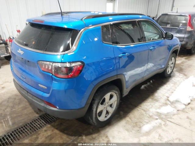 44638745 :رقم المزاد ، 3C4NJDBB0LT197641 vin ، 2020 Jeep Compass Latitude 4x4 مزاد بيع