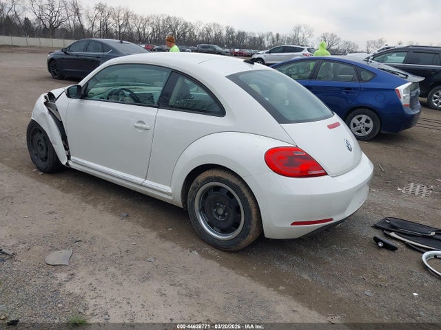 Продаж на аукціоні авто 2014 Volkswagen Beetle 2.5l, vin: 3VWJX7ATXEM608661, номер лоту: 44638771