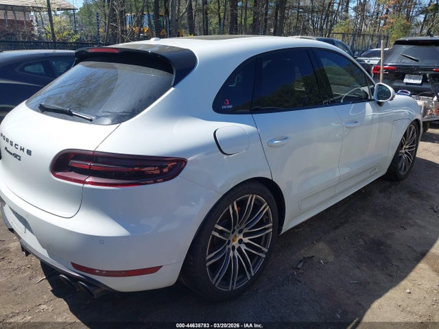 2017 PORSCHE MACAN WP1AG2A50HLB52648 Photo 3