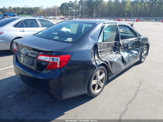 2014 TOYOTA CAMRY 4T1BF1FK5EU417065 Photo 3