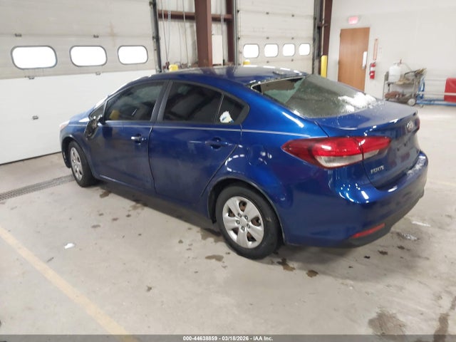 44638859 :رقم المزاد ، 3KPFL4A77HE080291 vin ، 2017 Kia Forte Lx مزاد بيع