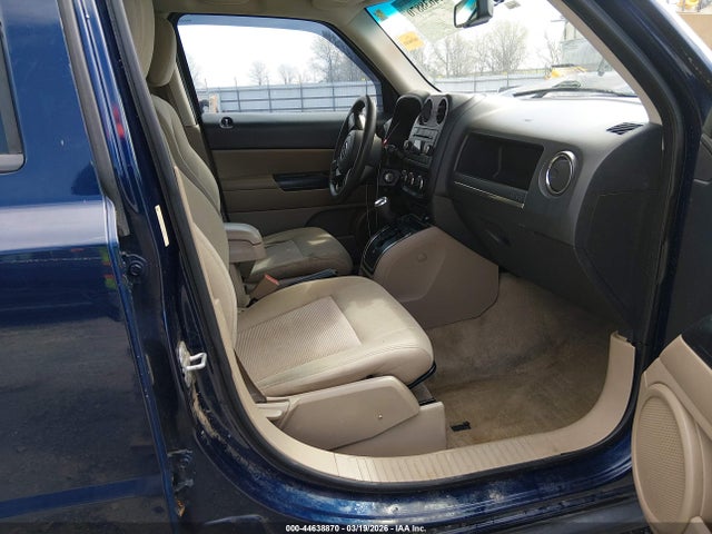 44638870 :رقم المزاد ، 1C4NJPBB9CD660691 vin ، 2012 Jeep Patriot Sport مزاد بيع
