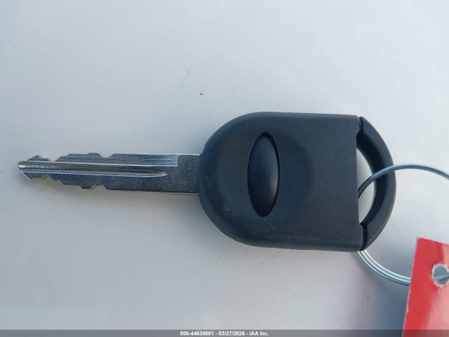 44638881 :رقم المزاد ، 1FAFP5323YA172308 vin ، 2000 Ford Taurus Se مزاد بيع