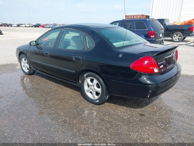44638881 :رقم المزاد ، 1FAFP5323YA172308 vin ، 2000 Ford Taurus Se مزاد بيع