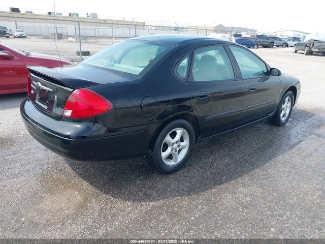 44638881 :رقم المزاد ، 1FAFP5323YA172308 vin ، 2000 Ford Taurus Se مزاد بيع