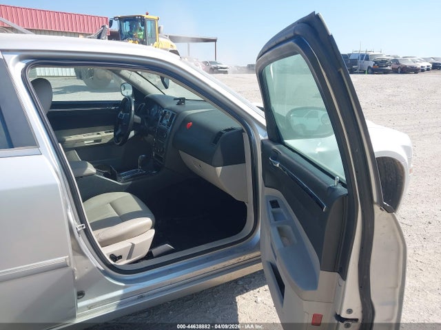 Продажа на аукционе авто 2007 Chrysler 300 Touring, vin: 2C3KA53G67H679424, номер лота: 44638882