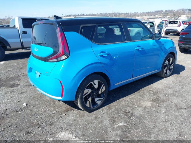 KNDJ53AU2P7193794 KIA Soul Gt-line