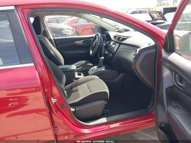 2017 Nissan Rogue Sport S მანქანა იყიდება აუქციონზე, vin: JN1BJ1CR6HW120614, აუქციონის ნომერი: 44638922
