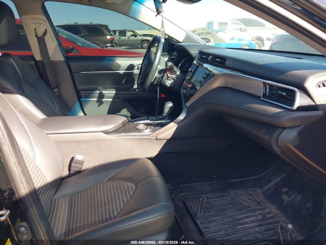 4T1B11HK5JU569398 Toyota CAMRY SE