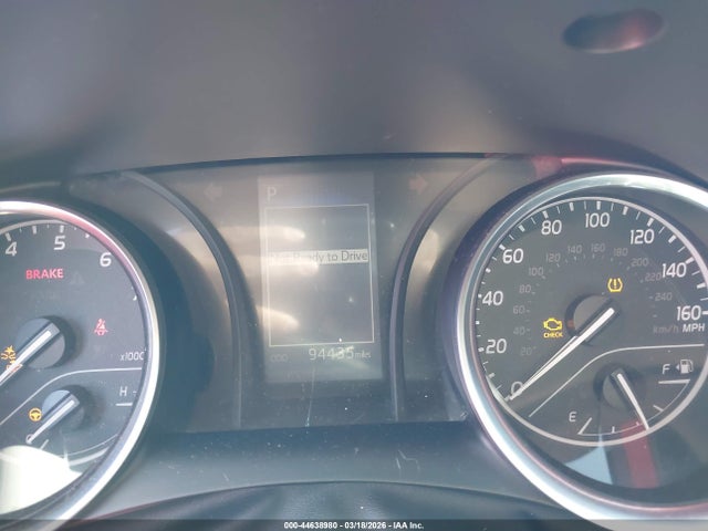 4T1B11HK5JU569398 Toyota CAMRY SE
